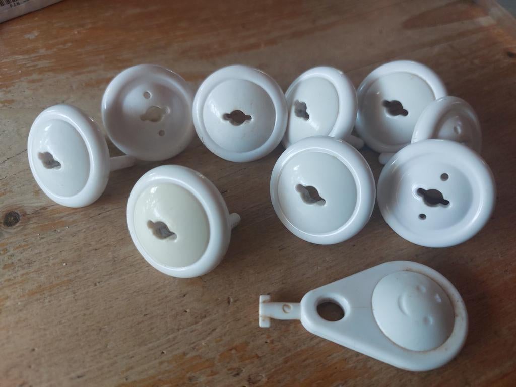 Stopcontact beveiliging + sleutel, Ophalen, Zo goed als nieuw, Jongetje of Meisje