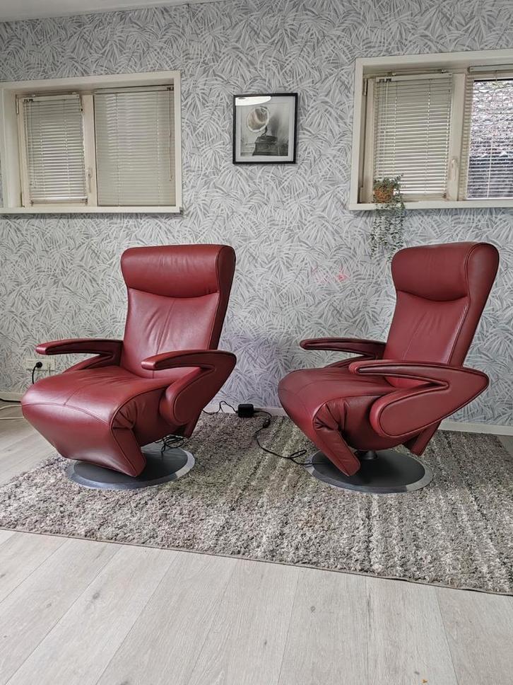 Set Leolux Helical relax fauteuils - Rood leer, Huis en Inrichting, Fauteuils, Gebruikt, Leer, Metaal, 75 tot 100 cm, 75 tot 100 cm