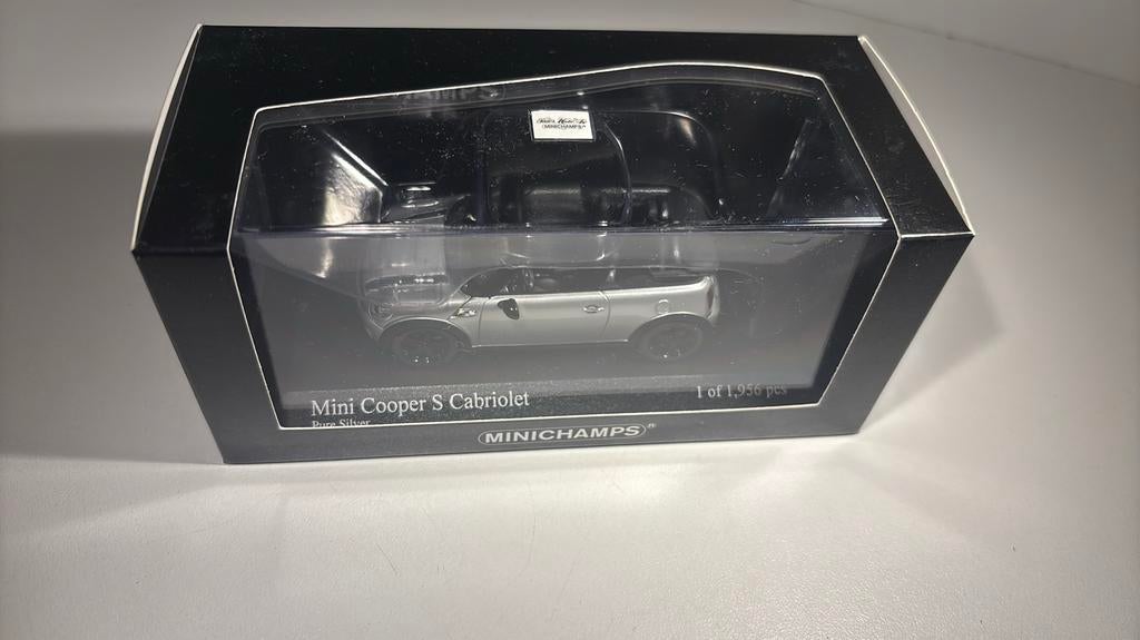 Mini cooper s cabriolet grey minichamps 1.43, Auto, Ophalen of Verzenden, MiniChamps, A