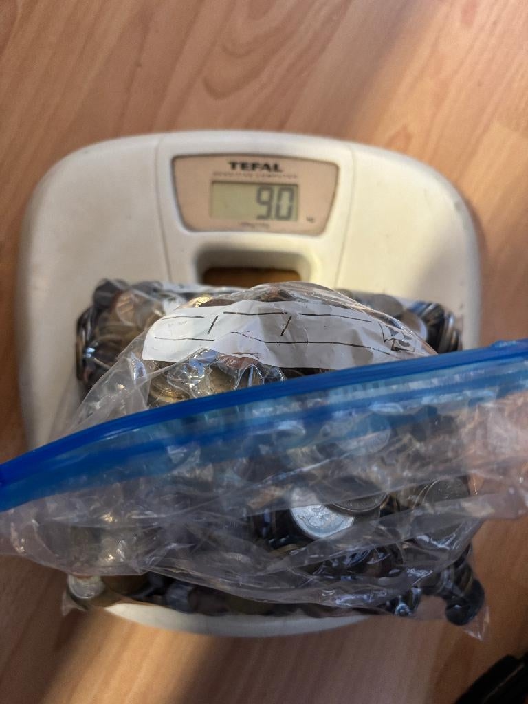 9 kilo munten ongesorteerd leuke uitzoek partij, Ophalen of Verzenden, Buitenland, Munten