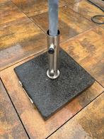 Betonnen parasolvoet met gratis parasol, Ophalen, Gebruikt, Parasolvoet