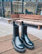 H&M Chelseaboots Size 37 ZGAN, H&M, Zwart, Ophalen of Verzenden, Sneakers of Gympen