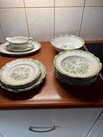 Antiek servies met groen patroon, Antiek en Kunst, Antiek | Servies compleet, Ophalen of Verzenden