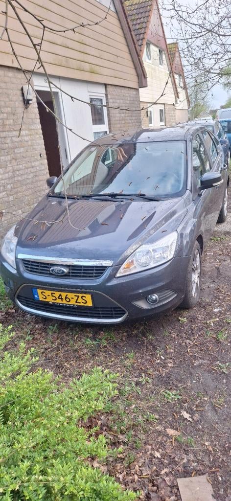 Ford Focus 1.6 Tdci 80KW 5D 2008 Grijs, 4 cilinders, 1257 kg, 140 €/maand, 675 kg