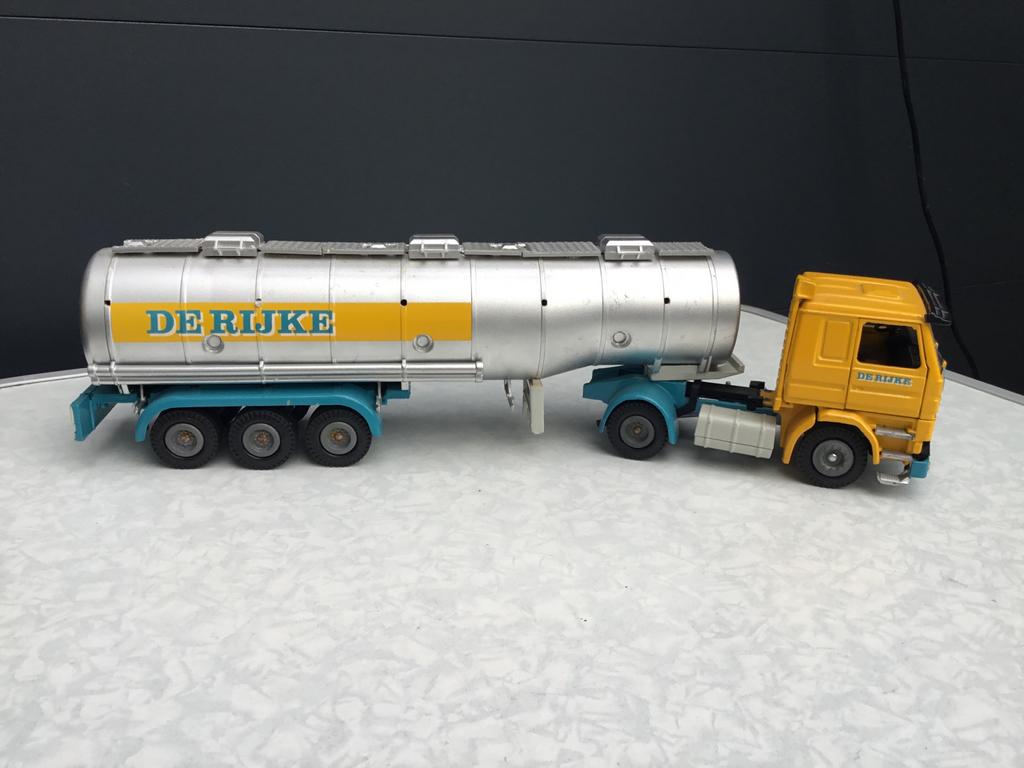 Tekno Scania 142M  V8 De Rijke met Tankoplegger, Ophalen of Verzenden, Gebruikt, Bus of Vrachtwagen, Tekno