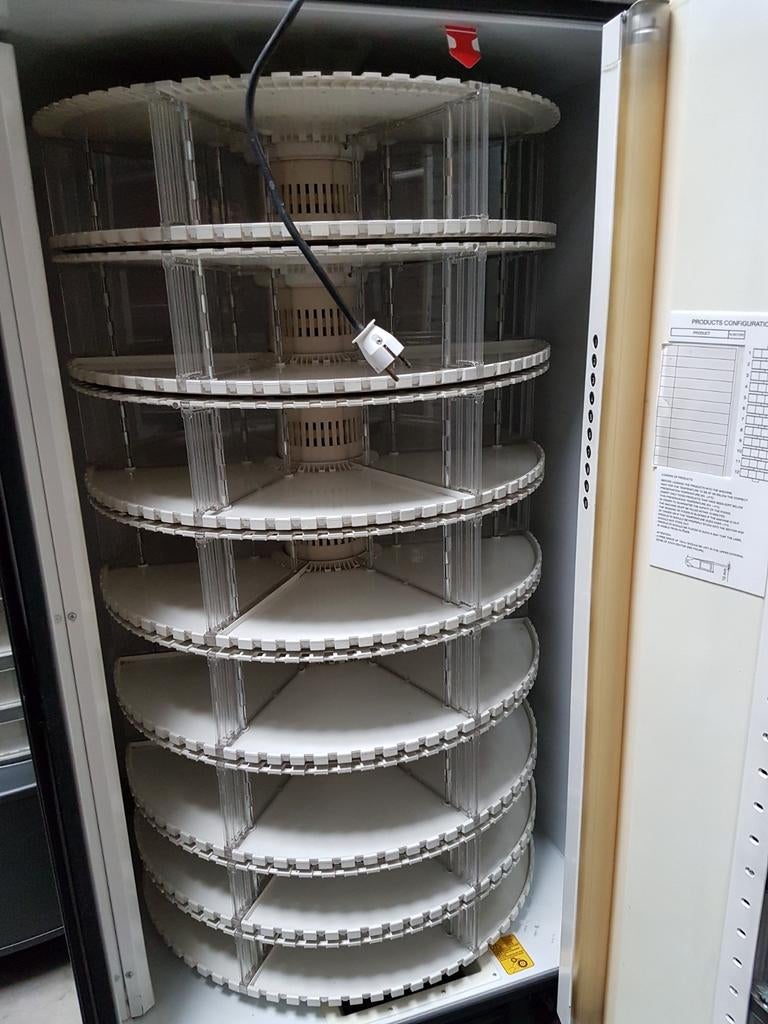 Gekoelde automaat voor aardbeien en meer - Necta Serve Food, Ophalen, Gebruikt