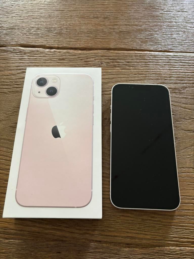 Iphone 13 lichtroze, Telecommunicatie, Mobiele telefoons | Apple iPhone, 77 %, IPhone 13, Ophalen of Verzenden, Roze