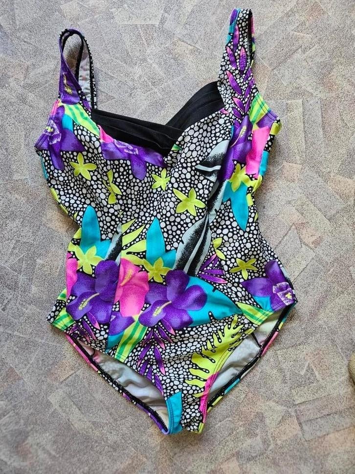 Mt 44, ZGAN corrigerend badpak, Kleding | Dames, Badmode en Zwemkleding, Ophalen of Verzenden, Zo goed als nieuw, Badpak