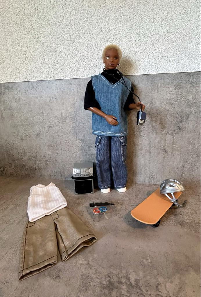 Vintage Pop met Accessoires, Kinderen en Baby's, Speelgoed | Poppen, Zo goed als nieuw, Overige typen, Ophalen of Verzenden