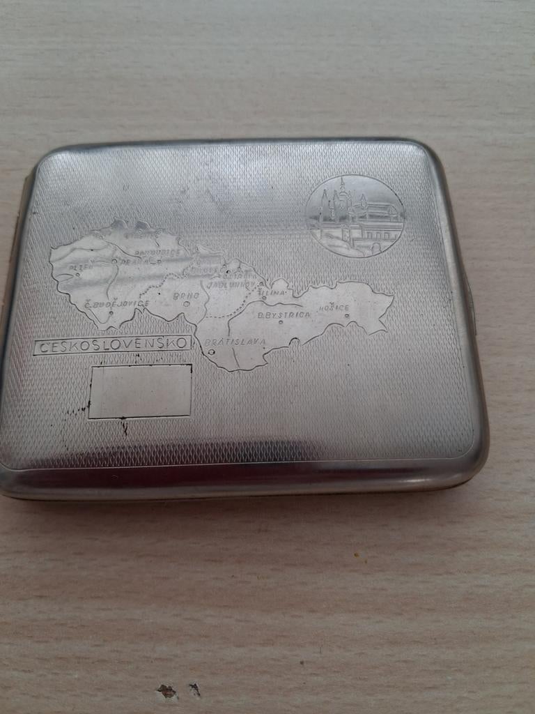 Metalen sigarettenkoker, Ceskoslovensko, Ophalen of Verzenden, Zo goed als nieuw