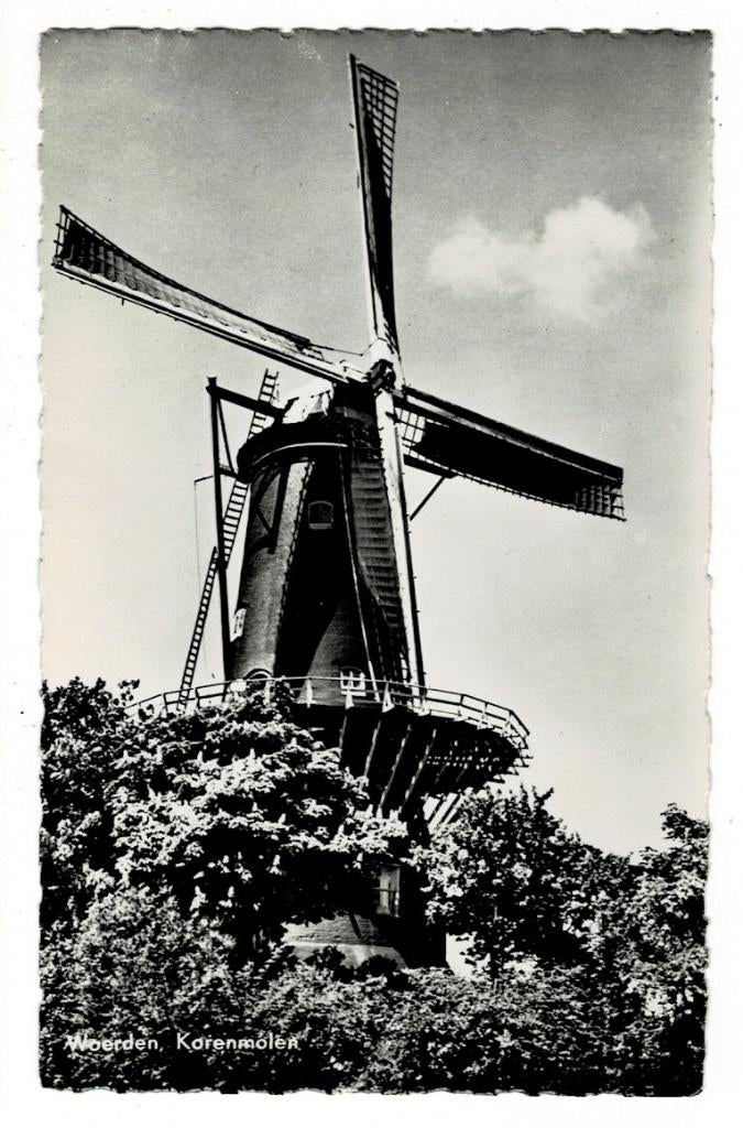 Woerden. Fotokaart van Korenmolen "De Windhond"., Ophalen of Verzenden, Ongelopen, Utrecht