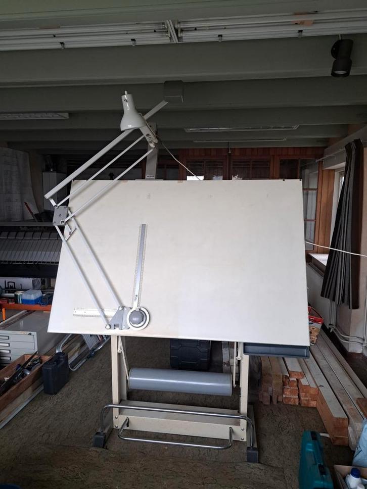 Tekentafel Kuhlmann, Doe-het-zelf en Verbouw, Tekentafels, Gebruikt, Verlichting, Ophalen