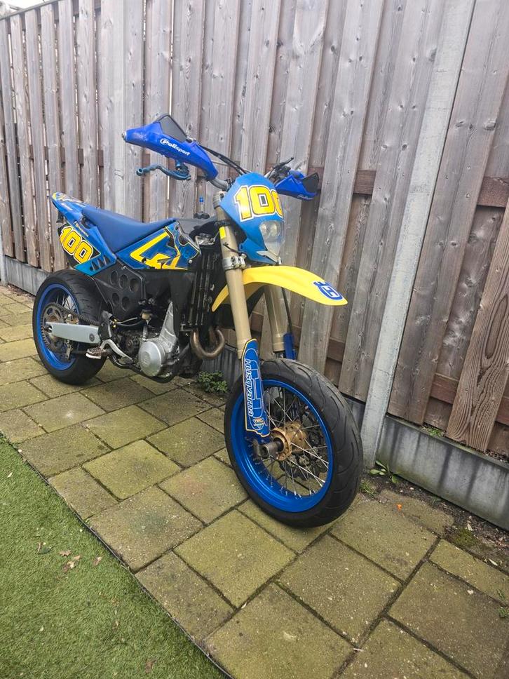 Husqvarna TE 570 2003 Supermoto kenteken met werk, Motoren, Motoren | Overige merken, Particulier, SuperMoto, 1 cilinder, Minimaal motorrijbewijs A2