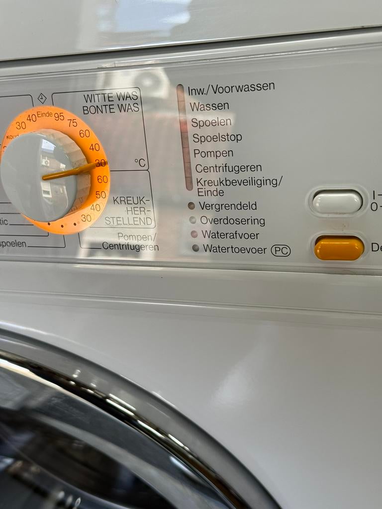 MIELE  SOFTCARE WASMACHINE  A+ IZGS, Ophalen of Verzenden, Zo goed als nieuw, Voorlader, 85 tot 90 cm