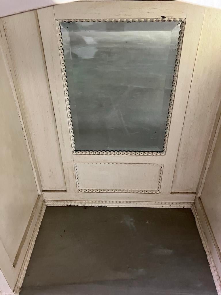 Antiek Hangkastje met spiegel en glazen deurtjes, Ophalen of Verzenden, Gebruikt
