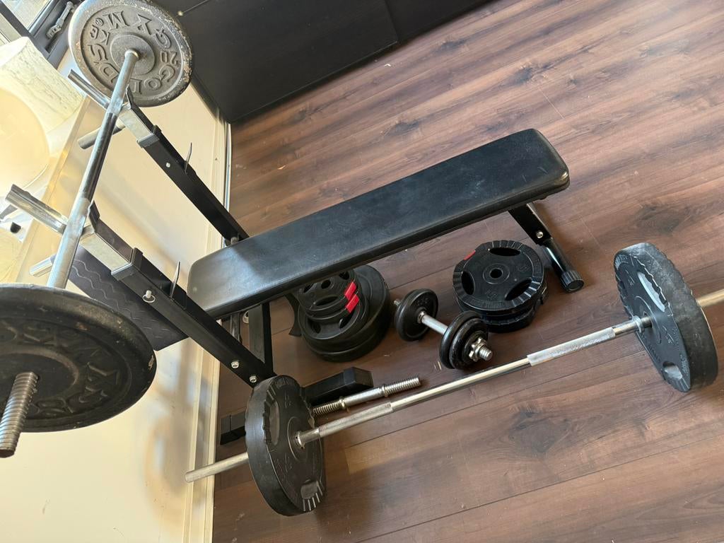 Halve halterset + bankdrukbank + dumbbells (complete set), Ophalen of Verzenden, Gebruikt, Benen, Halterset