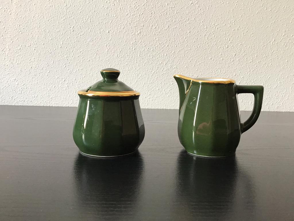 Pillivuyt koffie melk stel.  Melkannetje + suikerpot, Overige typen, Ophalen of Verzenden, Zo goed als nieuw, Overige stijlen