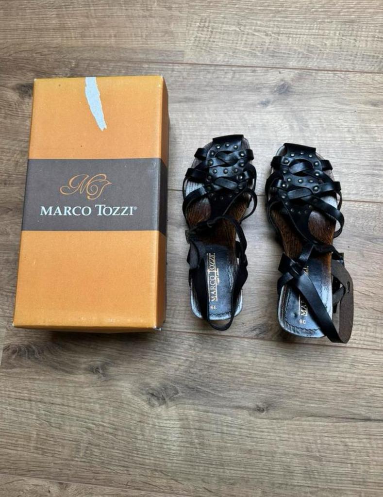 Nieuwe Marco Tozzi sandalen met hak - Maat 39, Kleding | Dames, Bruin, Nieuw, Sandalen of Muiltjes, Ophalen of Verzenden