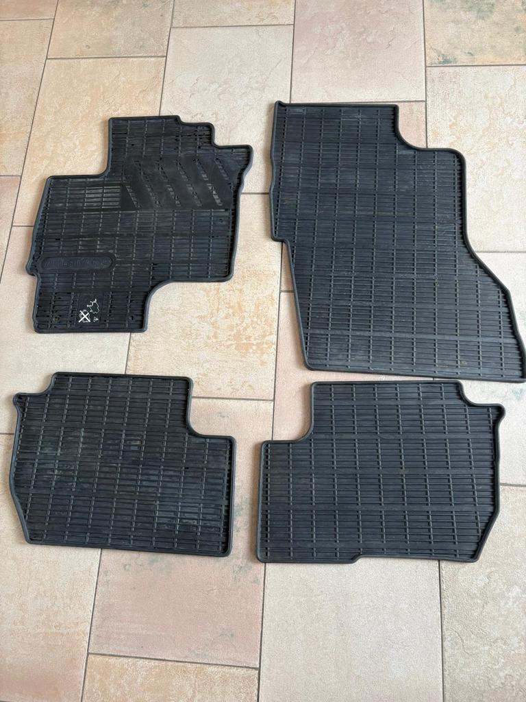 Auto matten orgineel outlander vanaf 2015/…, Ophalen, Gebruikt