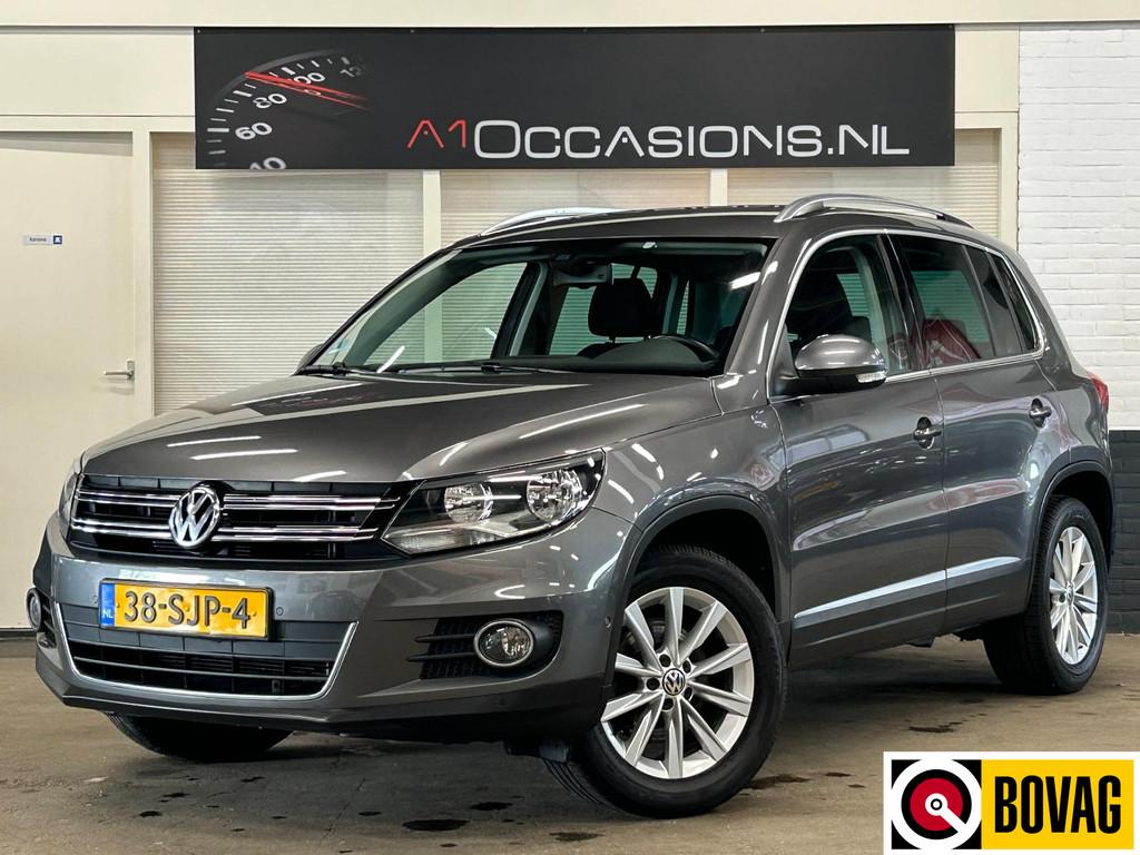 Volkswagen Tiguan 1.4 TSI Sport&Style (bj 2011), Auto's, Voorwielaandrijving, Euro 5, 15 km/l, Zwart