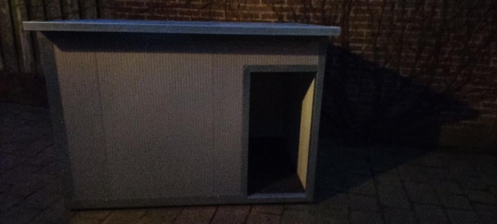 Geïsoleerd buiten hondenhok, Dieren en Toebehoren, Hondenhokken, 65 tot 100 cm, Ophalen of Verzenden