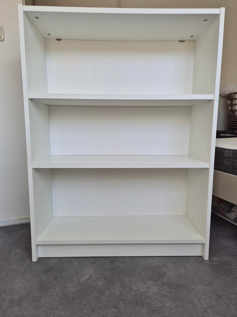 IKEA Billy Boekenkast Laag - Wit, Huis en Inrichting, Kasten | Boekenkasten, Met plank(en), Gebruikt, Modern, Scandinavisch, 100 tot 150 cm
