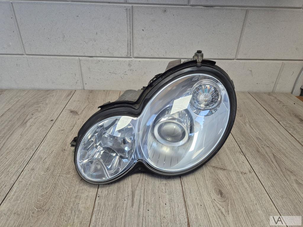 Koplamp xenon links Mercedes C klasse W203 sportcoupe €200, Auto-onderdelen, Verlichting, Gebruikt, -, Ophalen of Verzenden, -