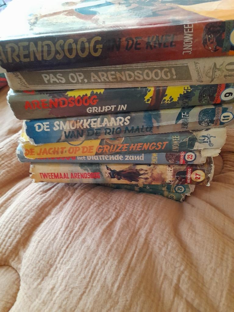arendsoog boeken  oud, Boeken, Ophalen, Gelezen