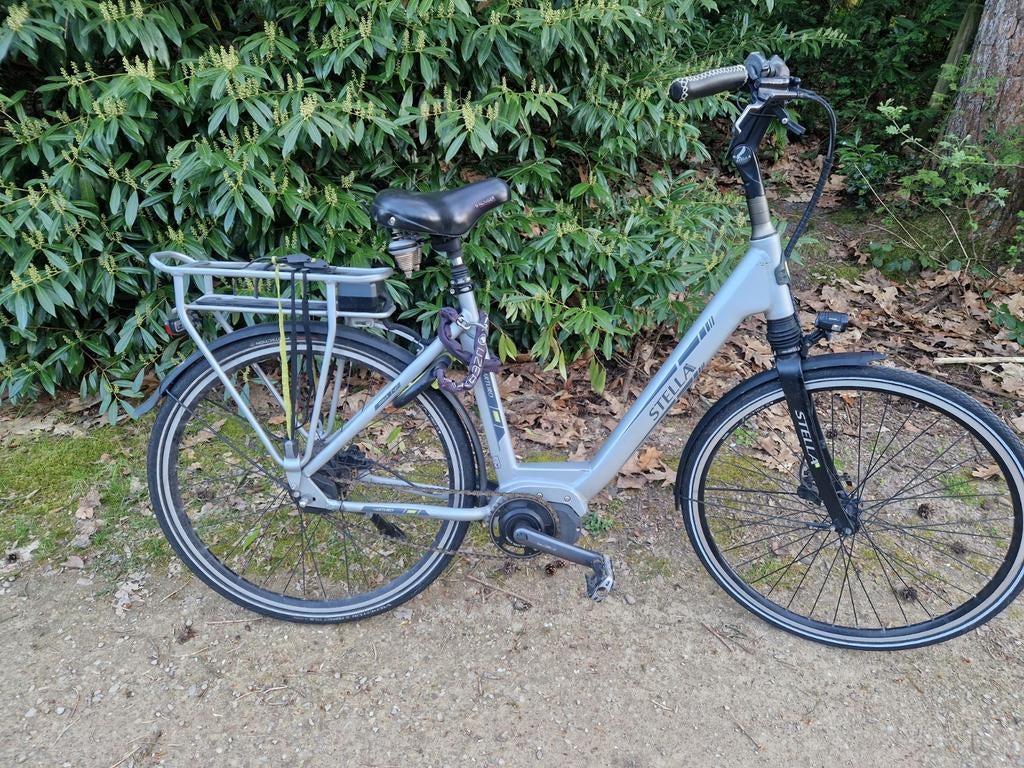 2 stuks E bike Trek en Stella opknappers of onderdelen, Fietsen en Brommers, Ophalen, Gebruikt