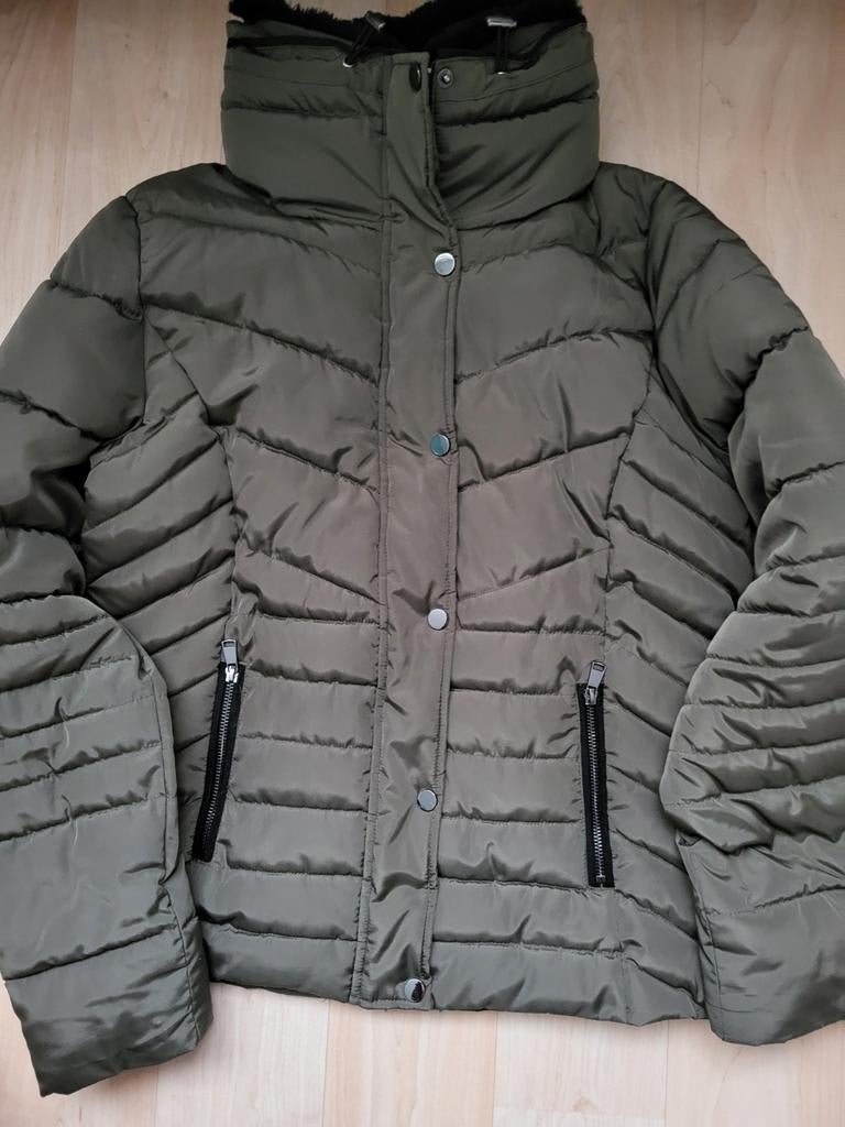 Geisha winterjas maat M 38 groen/army, Kleding | Dames, Jassen | Winter, Maat 38/40 (M), Geisha, Ophalen of Verzenden, Zo goed als nieuw