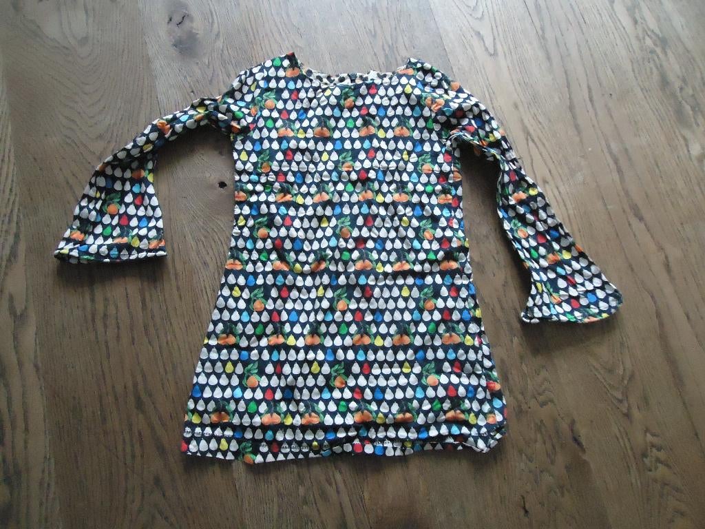 Gekleurd BENGH PER principesse jurkje 122/128, Kinderen en Baby's, Gebruikt, Meisje, Ophalen of Verzenden, Jurk of Rok