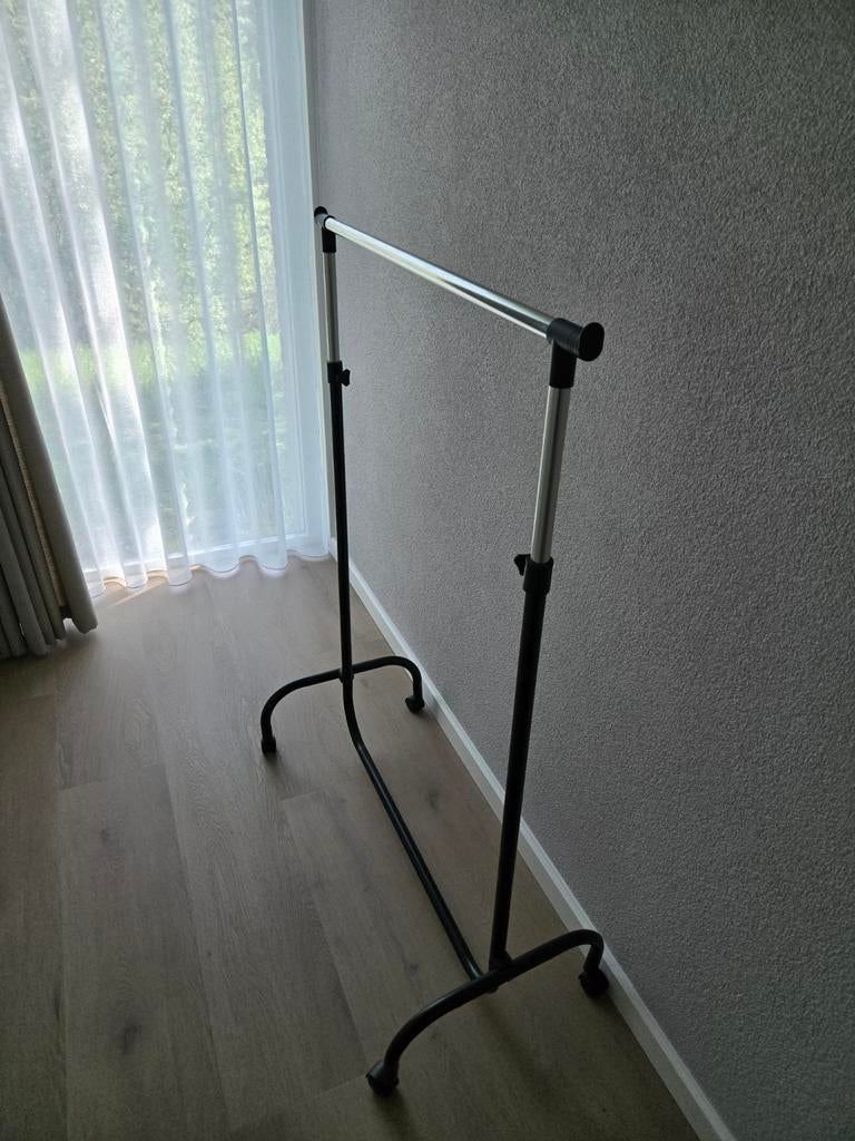 Kleding rek, Ophalen