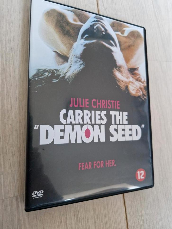 1977 dvd julie christie carries the demon seed fear for her, Cd's en Dvd's, Dvd's | Horror, Zo goed als nieuw, Overige genres