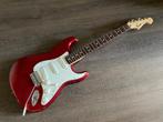 Fender Stratocaster Candy Apple Red Rosewood Neck, Muziek en Instrumenten, Ophalen, Zo goed als nieuw, Solid body, Fender