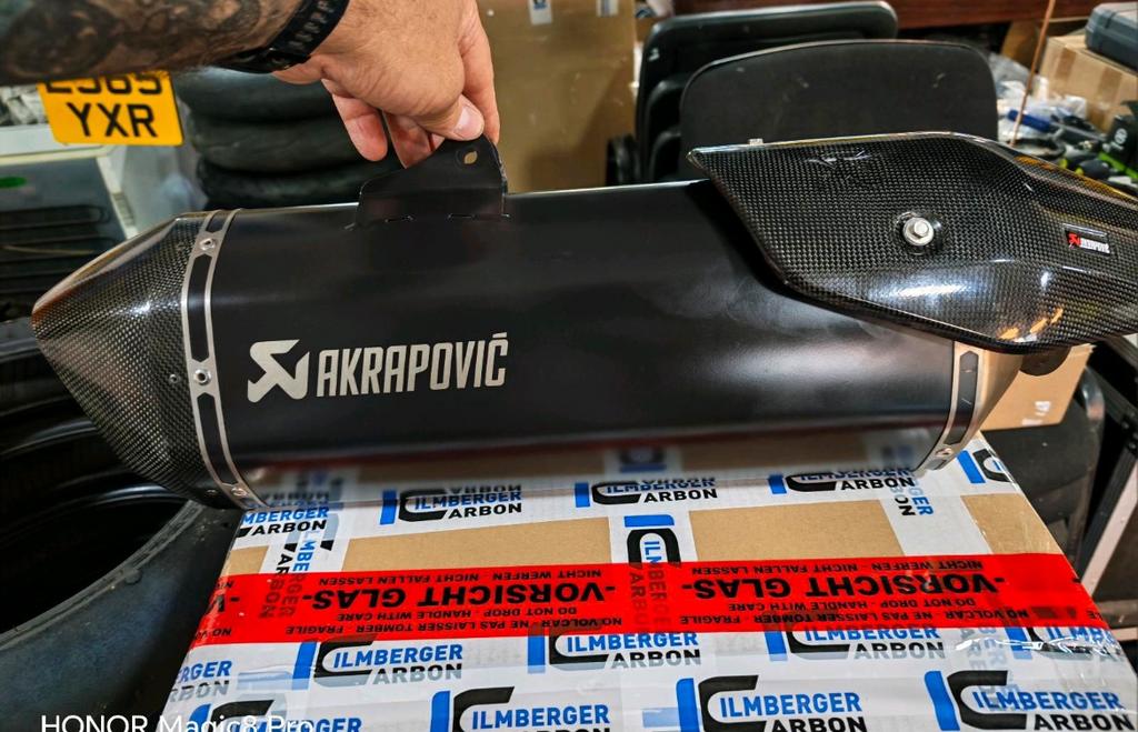 Akrapovic KTM 1290 super adventure s uitlaat, Motoren, Ophalen of Verzenden, Gebruikt