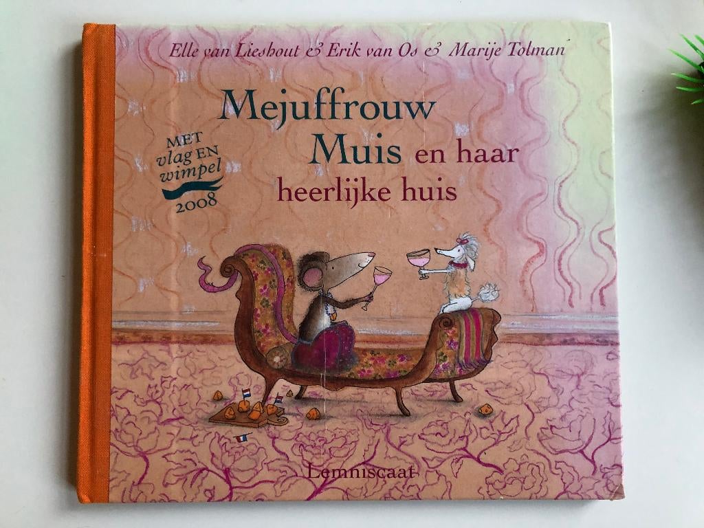 Mejuffrouw Muis en haar heerlijke huis - Lieshout & van Os, Boeken, Ophalen of Verzenden, Zo goed als nieuw, Fictie algemeen
