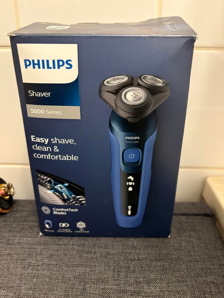 Philips Shaver 5000 Series - Z.g.a.n., Ophalen, Zo goed als nieuw, Scheren en Epileren