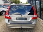 Volvo V70 3.2 Summum Automaat 238PK / LEER / XENON / TREKHAA, 238 pk, Zwart, Beige, Traction-control