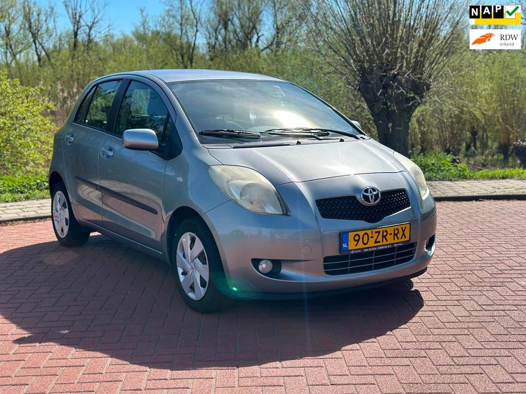 Toyota Yaris 1.3 VVTi Sol NAP/AIRCO/5DRS, 4 cilinders, 995 kg, Origineel Nederlands, Bedrijf
