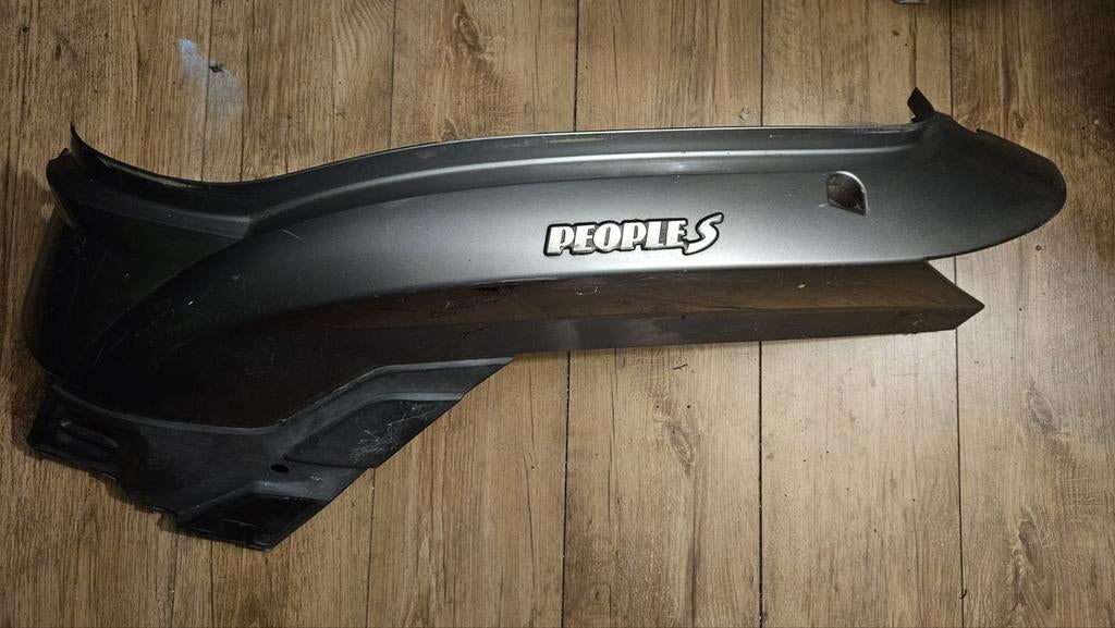 Achterkap Kymco people s grijs links €20, Fietsen en Brommers, Brommeronderdelen | Scooters, Ophalen of Verzenden, Gebruikt, Overige typen