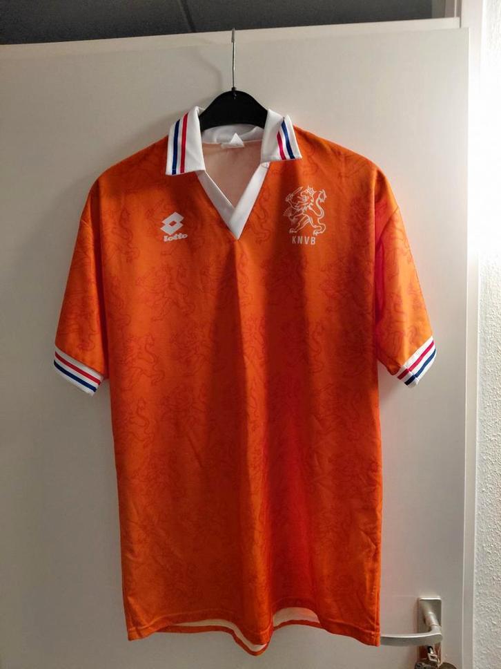 Vintage 90s nederlands elftal oranje lotto voetbal shirt l, Verzamelen, Sportartikelen en Voetbal, Gebruikt, Shirt, Buitenlandse clubs