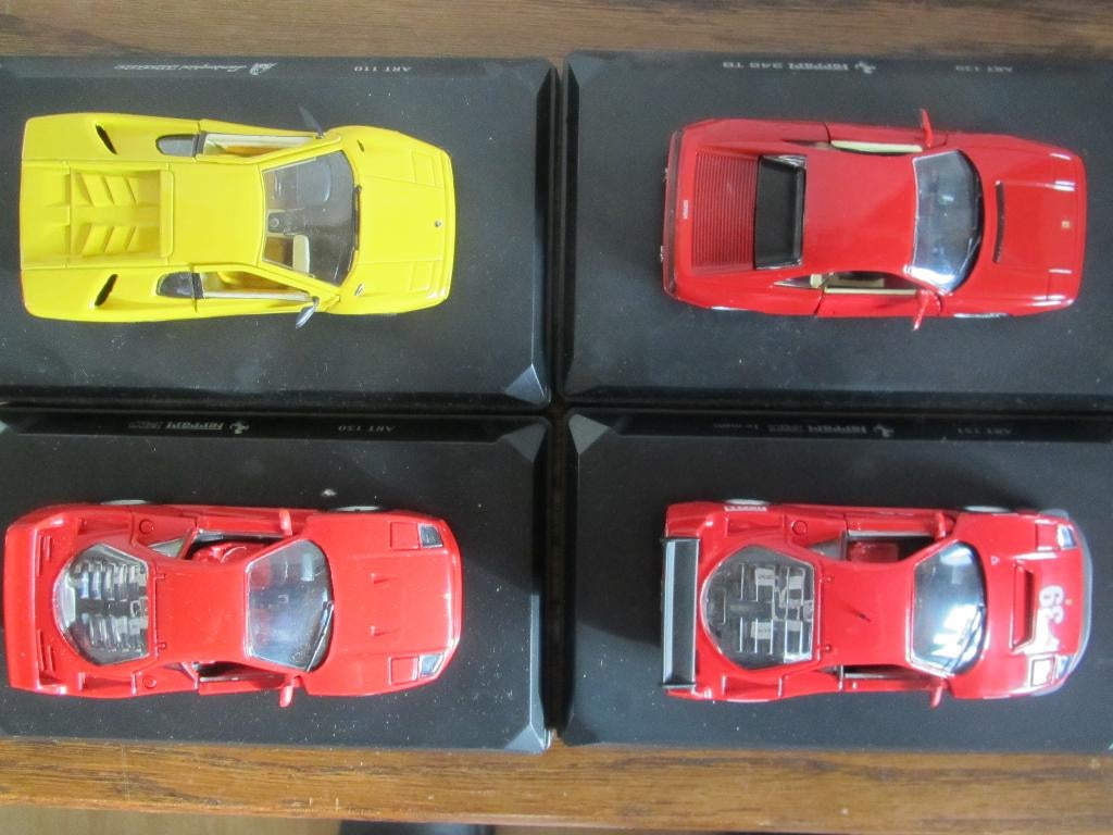 Ferrari F40 / F40 Le Mans / 348TB / Lamborghini Diablo, Hobby en Vrije tijd, Modelauto's | 1:43, Zo goed als nieuw, Auto, Overige merken