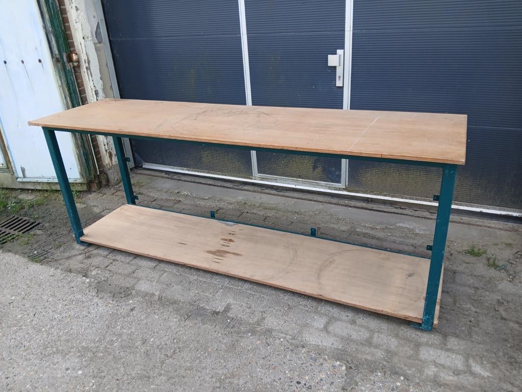 Werkbank, werktafel voor schuur garage of hobby., Ophalen, Gebruikt
