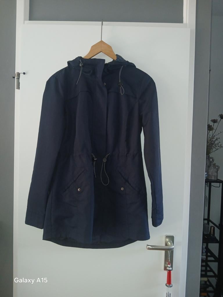 Donkerblauwe damesjas mt s, Kleding | Dames, Jassen | Zomer, Twoday, Blauw, Ophalen of Verzenden, Zo goed als nieuw