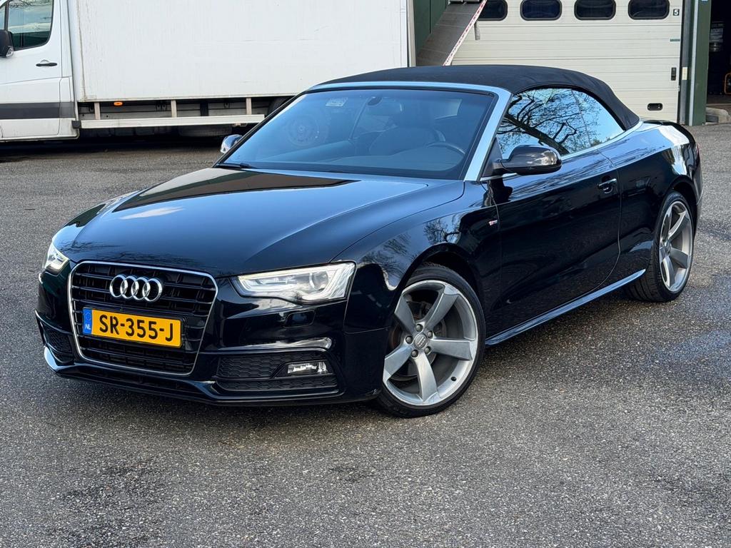 Audi A5 Canrio 1.8 Tfsi S line zeer mooie auto, Auto's, 15 km/l, Zwart, 4 cilinders, Cabriolet