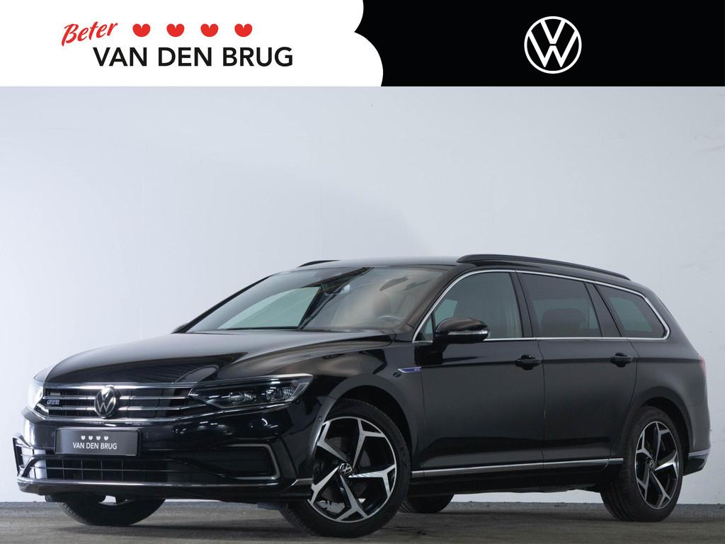 Volkswagen Passat Variant GTE Highline 1.4 TSI 218 PK | LED, Gebruikt, 4 cilinders, Zwart, 1600 kg