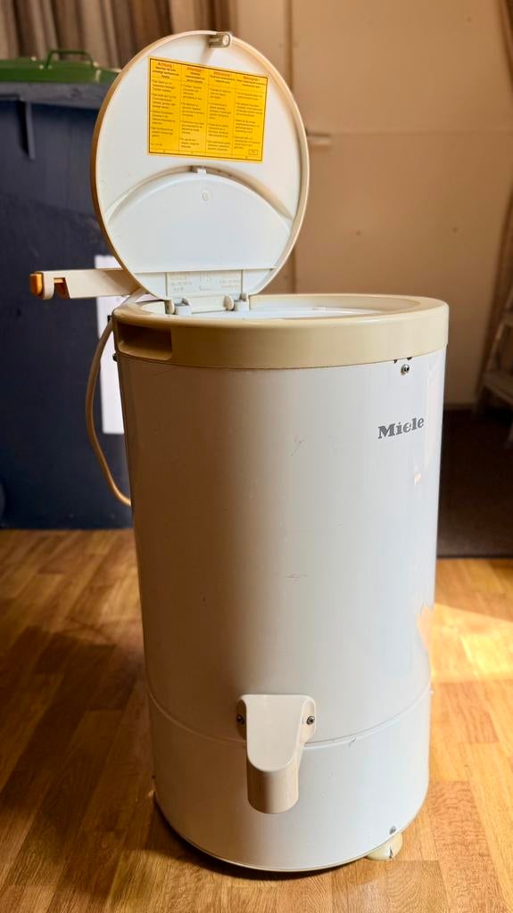 Miele Centrifuge WZ268, Gebruikt, Overige typen, Ophalen of Verzenden, Bovenlader