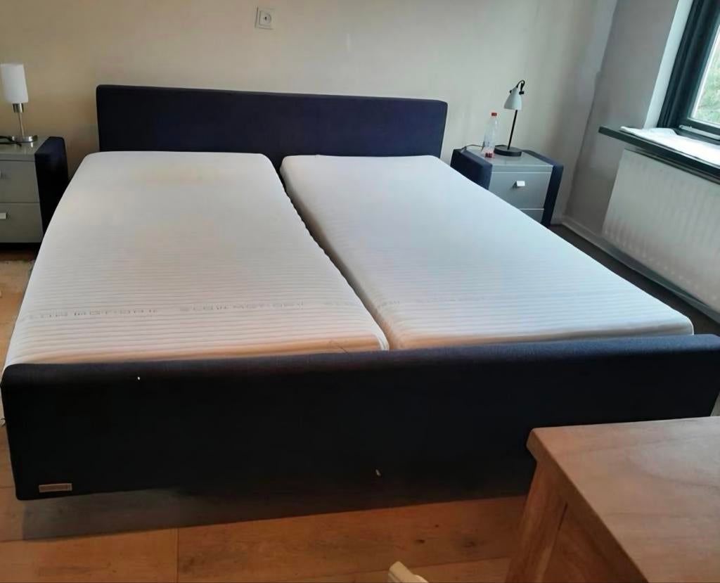 Mline Boxspring met Slow Motion II matrassen, Ophalen, Blauw, Tweepersoons, Zo goed als nieuw
