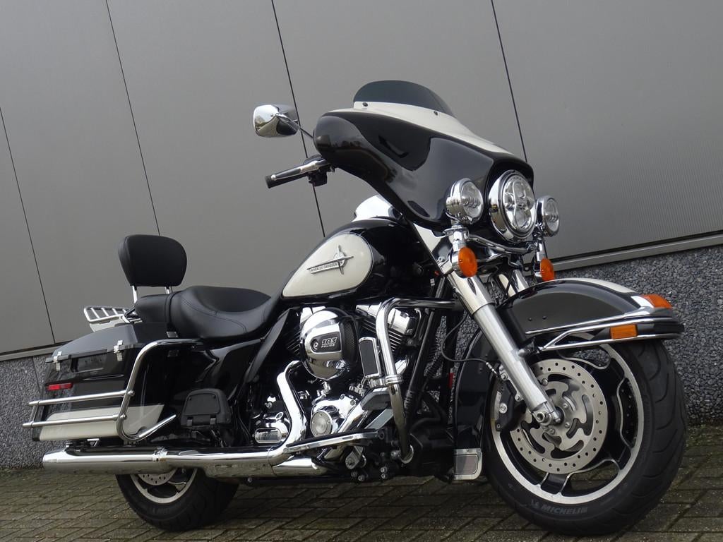 Harley-Davidson FLHF ELECTRA GLIDE POLICE (bj 2013), 1688 cc, Chopper, Bedrijf, Meer dan 35 kW