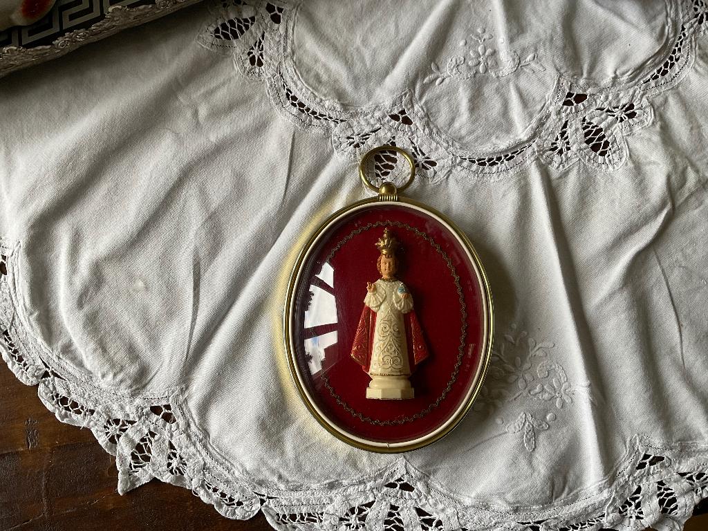 Artilux bol lijst Kindje Jezus van Praag, Antiek en Kunst, Antiek | Religie, Ophalen of Verzenden